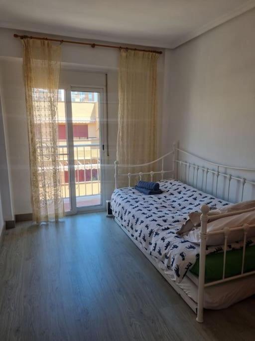 Lovely Three-Bedroom Apartment In Puerto De Sagunt Sagunto Buitenkant foto