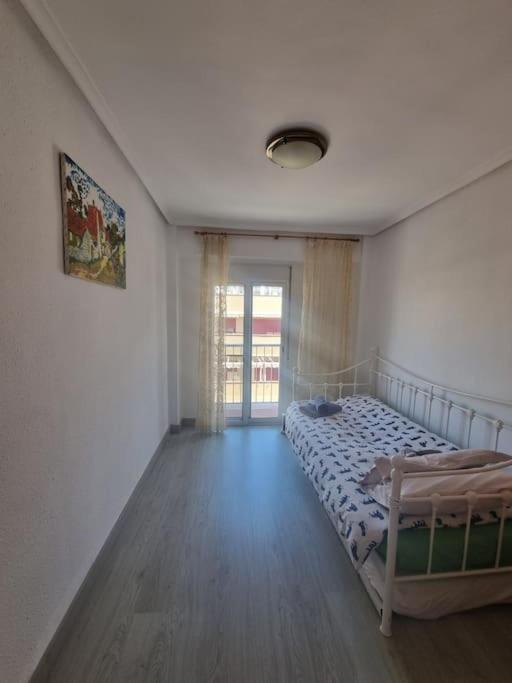 Lovely Three-Bedroom Apartment In Puerto De Sagunt Sagunto Buitenkant foto