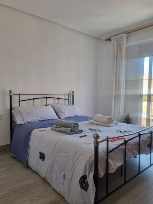 Lovely Three-Bedroom Apartment In Puerto De Sagunt Sagunto Buitenkant foto